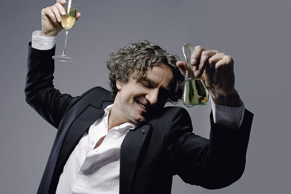 http://fanmusicfest.com/sites/default/files/Goran%20Bregovic_2%20%25282%2529.jpg
