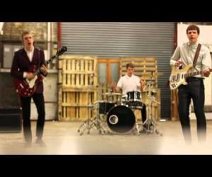 The Spitfires - Tell Me