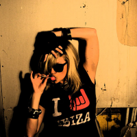Ella DJ