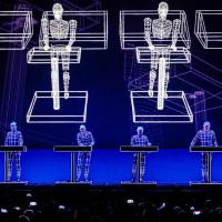 Kraftwerk llevará su show 3D al WARM UP Estrella de Levante 2020