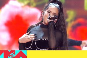 Rosalía ft. Ozuna (2019 VMAs)
