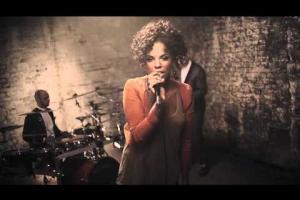 Ms Dynamite - Neva Soft (OFFICIAL VIDEO)