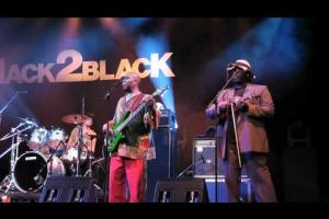 Linton Kwesi Johnson & The Dennis Bovell Dub Band - Back2Black Festival - Licence Fi Kill (live)