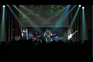 Beat (No Hunger 2010 Live)
