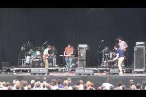 A Bear On His Own (Live @ Primavera Sound - Barcelona) 26-05-2011