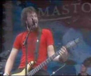 Mastodon - Mother Puncher (Directo)