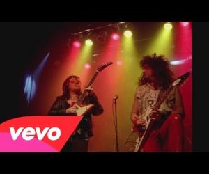 The Vaccines - Give Me a Sign