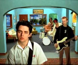 Green Day - Redundant