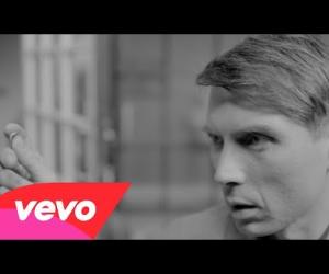 Franz Ferdinand - Fresh Strawberries
