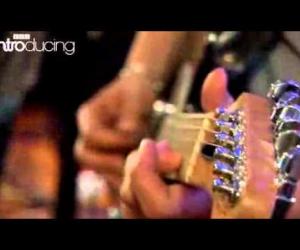 The Temper Trap - Science of Fear (Live at BBC)
