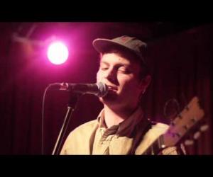 Mac DeMarco - Rolling Like a Dummy