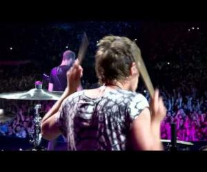 Muse - Plug In Baby