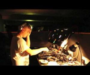 Ewan Pearson - Small Change Ewan Pearson - Small Change