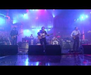 Wilco - War On War (Live on Letterman)