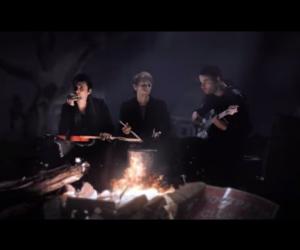 Muse - Uprising