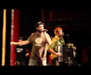 La Pegatina - Directo en Sala Apolo Barcelona (26.03.2011)