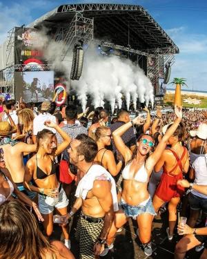 Reggaeton Beach Festival
