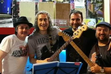 Chris Alan & Troublues